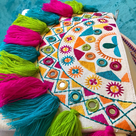 NEW gorgeous boho purse w. removable strap - Picture 7 of 11